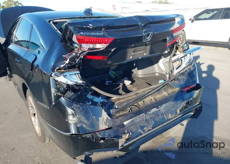 2018 Honda Accord Ex z USA, uszkodzony, nr VIN 1HGCV1F44JA106608